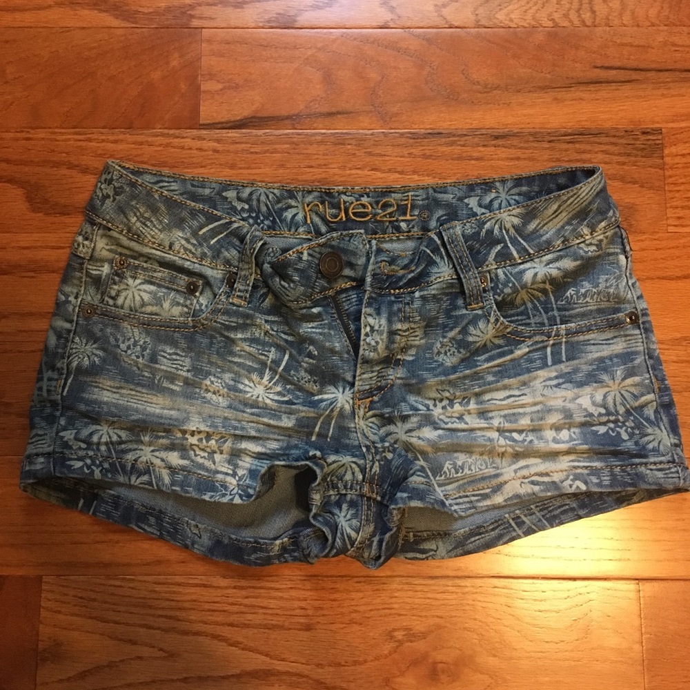 Jean shorts with palm trees